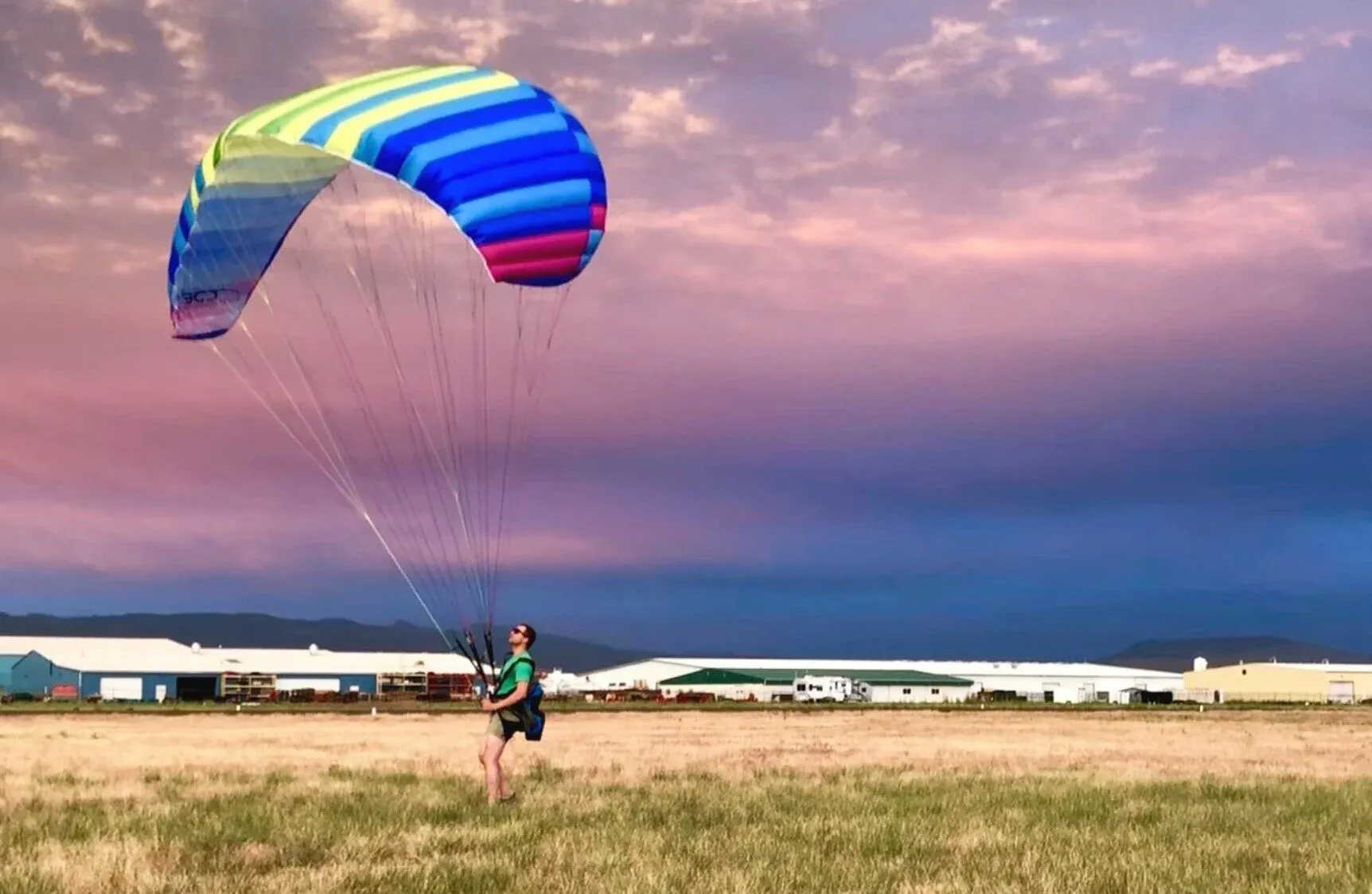 Ground handling a wing at the Oregon Paramotor facility